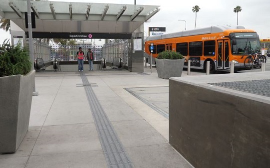 LA発＞【2025年】MTA路線変更と新空港駅開業のお知らせ | スタッフ